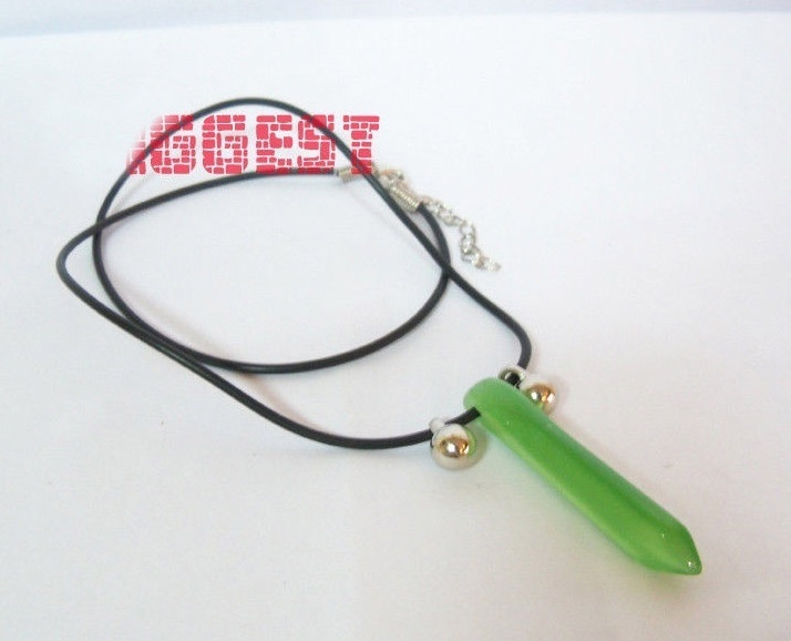 Naruto Uzumaki Tsunade Necklace Green Crystal Stone Pendant Anime
